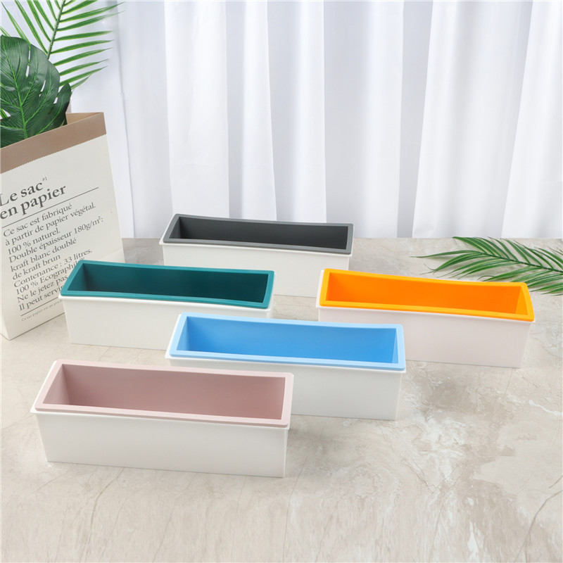 Soap Making Kit For Beginners - صندوق بلاستيكي + قالب صابون داعم