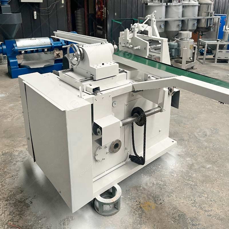 Soap Making Machine Small Scale - خط إنتاج آلي بالكامل لصناعة نودلز